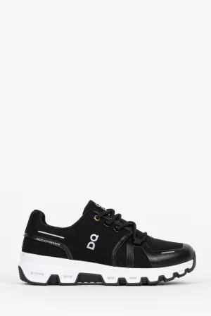 CONTRAST RUNNING TRAINERS