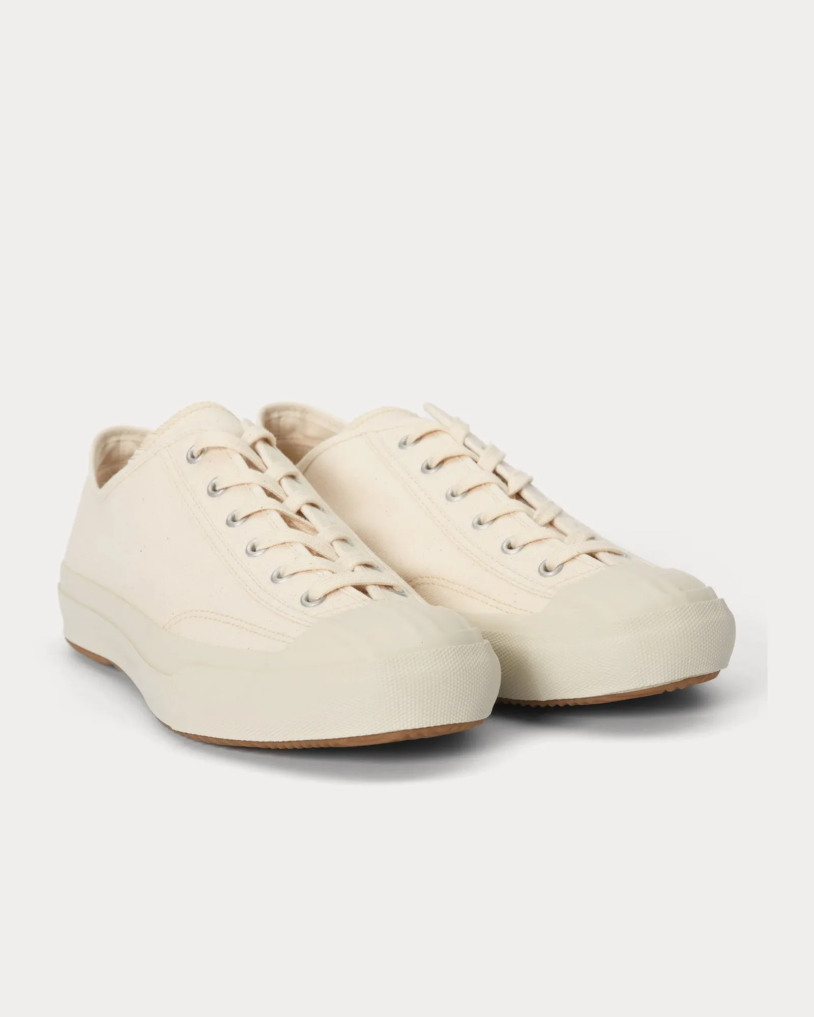 Gym Classic Canvas White Low Top Sneakers