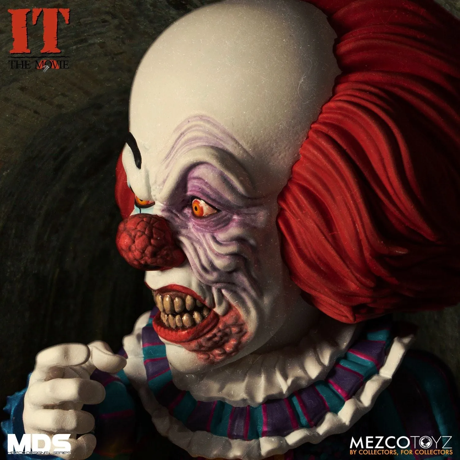 IT Pennywise 1990 MDS Deluxe Figure