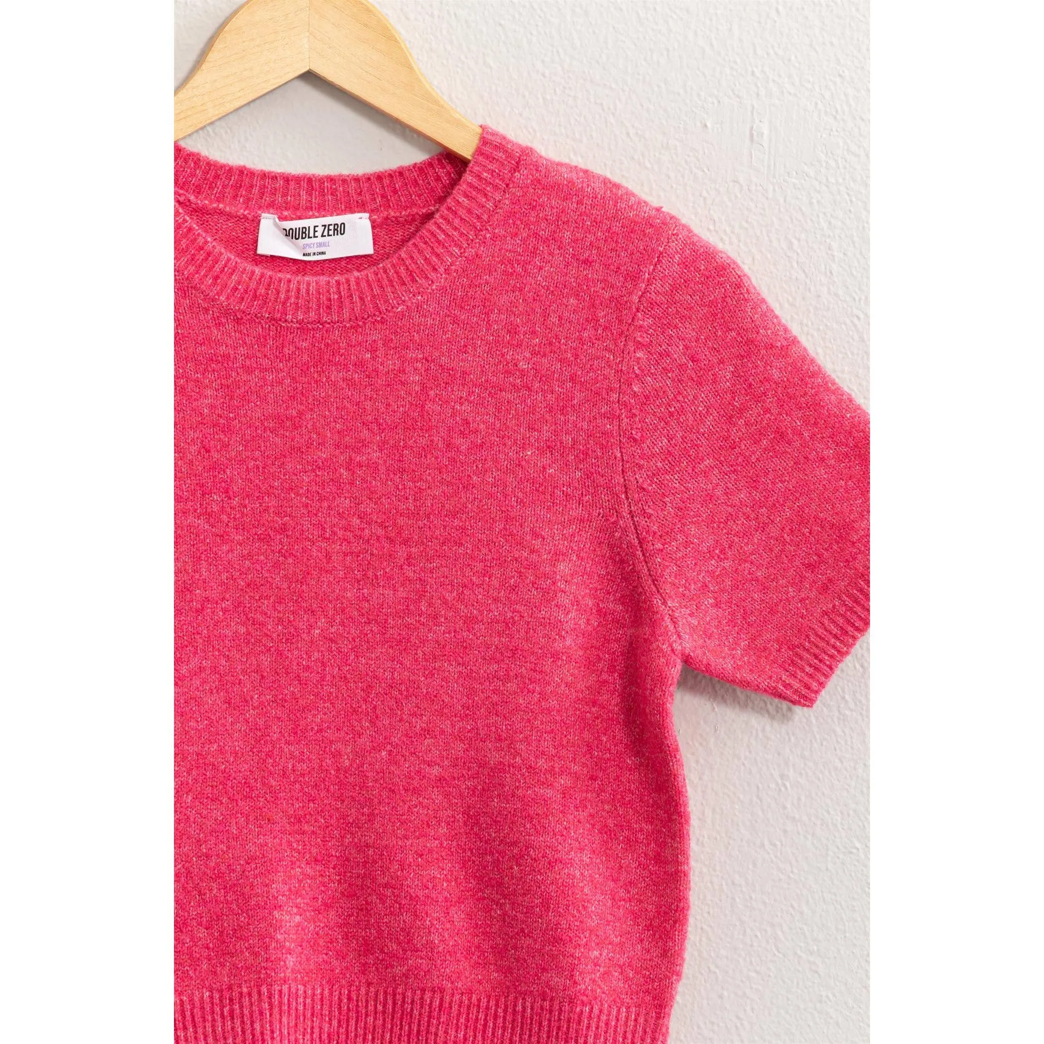SHORT SLEEVE KNIT SWEATER